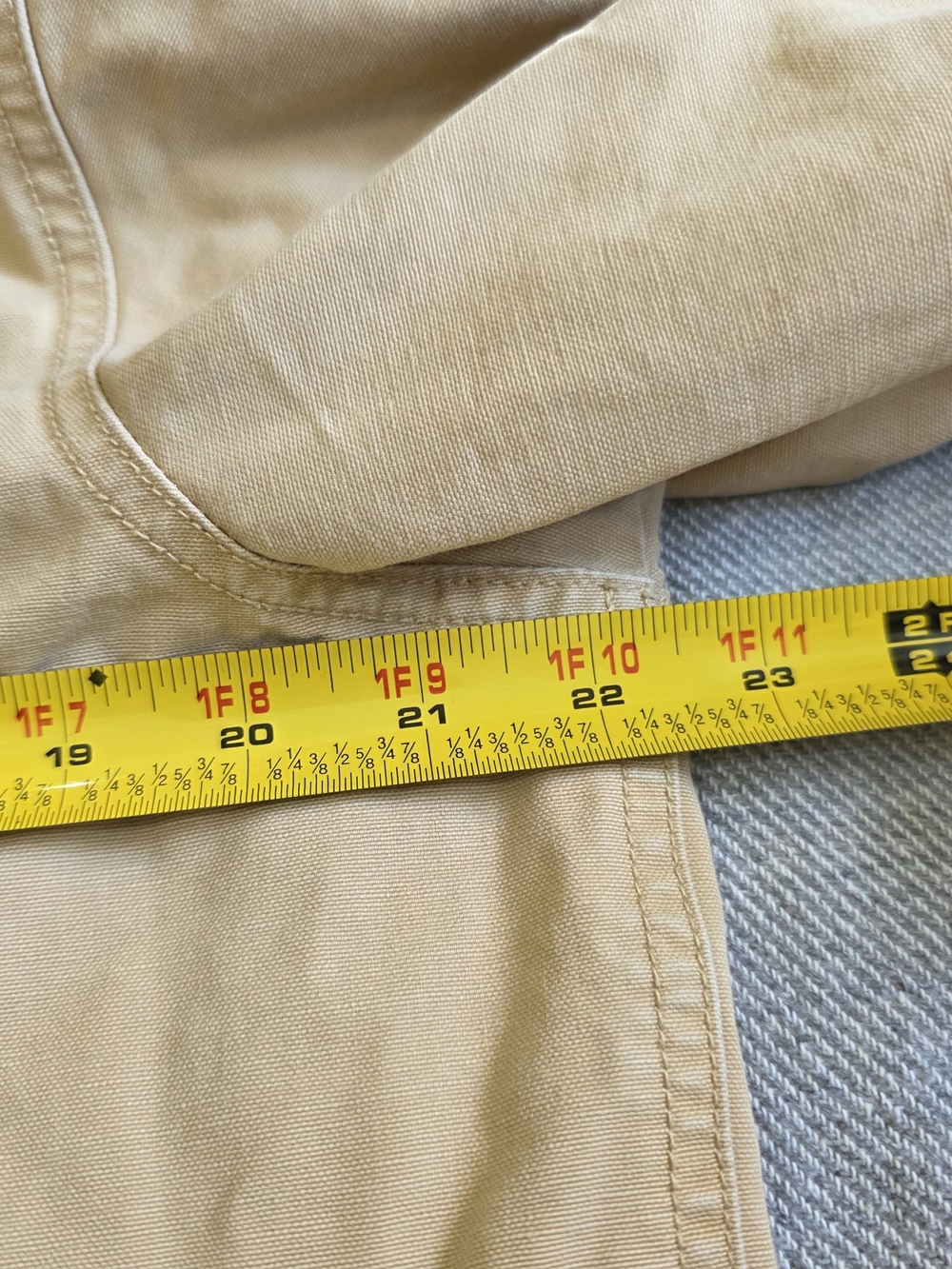 L.L. Bean Vintage 90s Khaki Utility Barn Chore Jacket with Brown Corduroy Collar - Picture 9 of 11